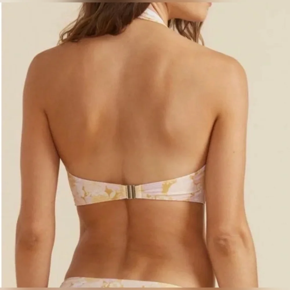 Brianna Halter Bikini Top
MINKPINK
Med New - Picture 3 of 6